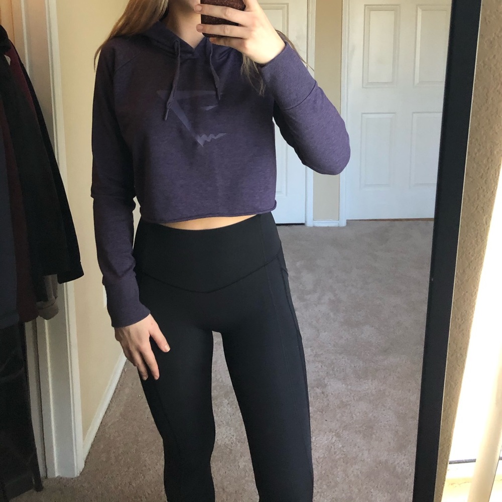 Like New Gymshark Cropped Hoodie Purple Medium